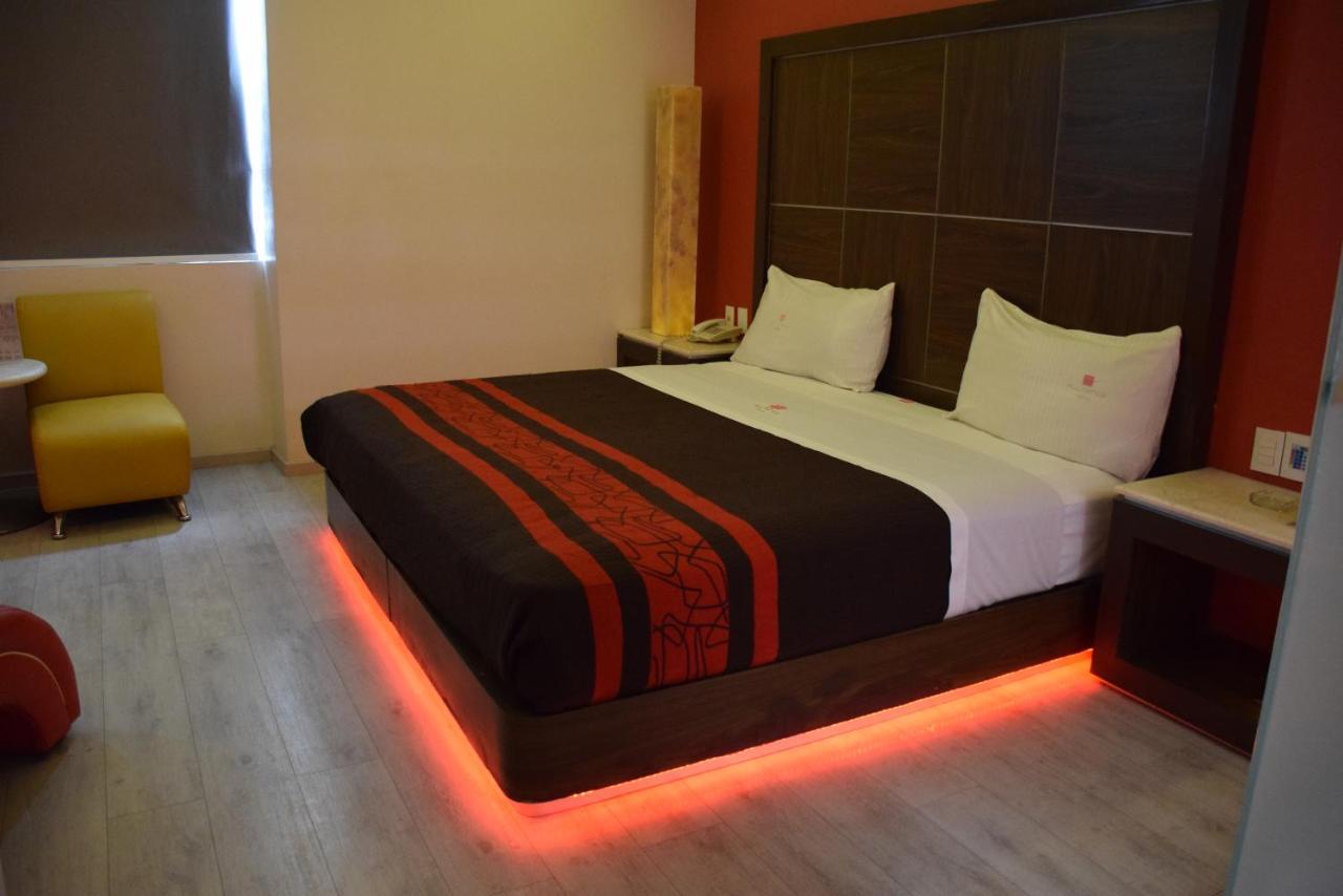 Plutarco Suites Mexico By Eksteriør billede