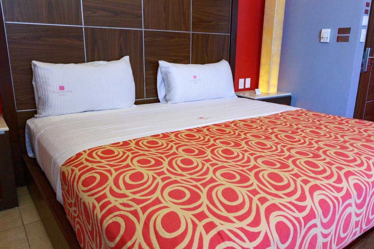 Plutarco Suites Mexico By Eksteriør billede